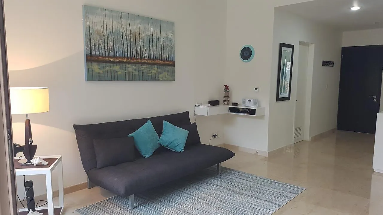 Quetzal Apartment أكومال المكسيك